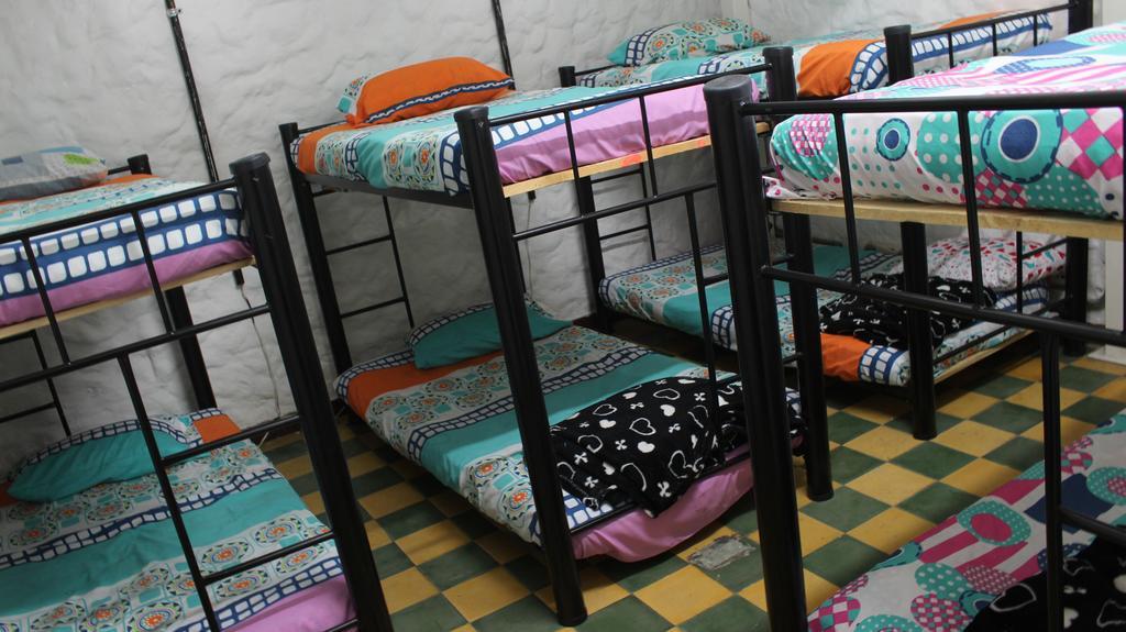 Mila Hostel Medellin Luaran gambar