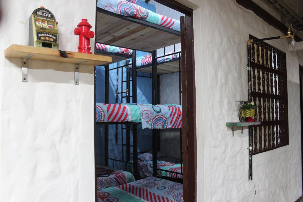 Mila Hostel Medellin Luaran gambar