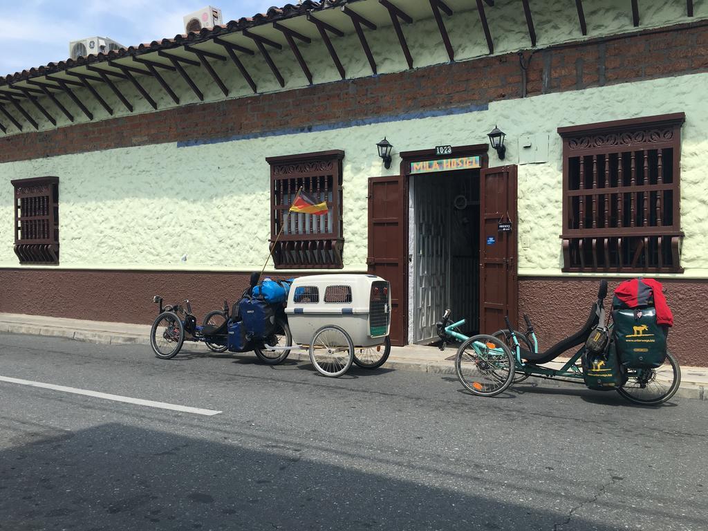 Mila Hostel Medellin Luaran gambar