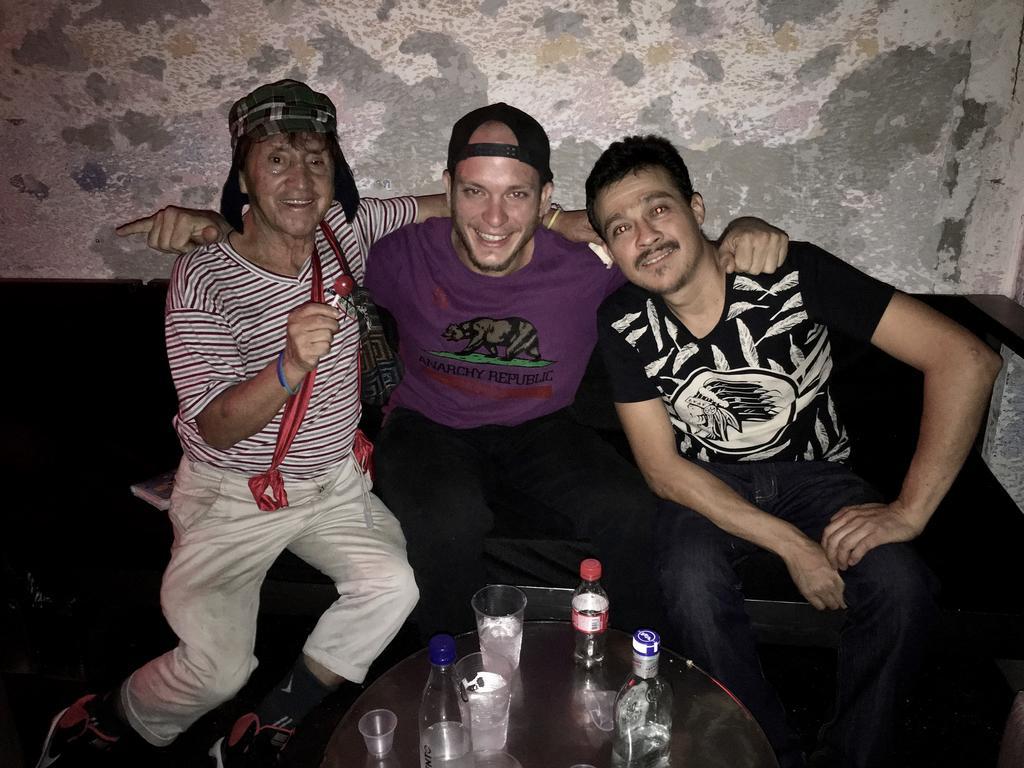 Mila Hostel Medellin Luaran gambar