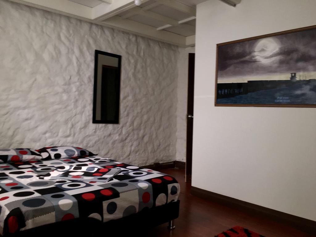 Mila Hostel Medellin Luaran gambar