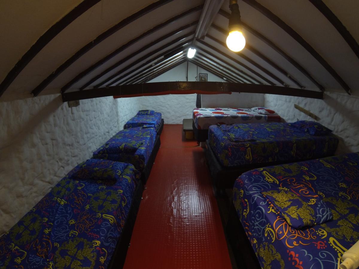Mila Hostel Medellin Luaran gambar